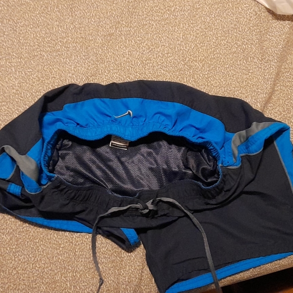 Nike "Betterworld" swim trunks xl Cerulean  blue on Navy, Grey trim - Picture 2 of 4